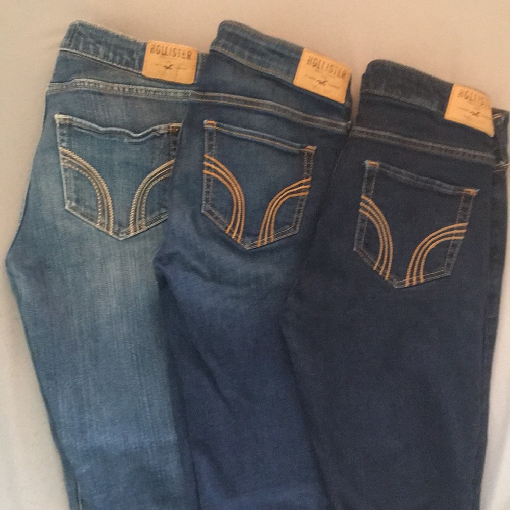 SALE! 3 pairs of Hollister jeans!
